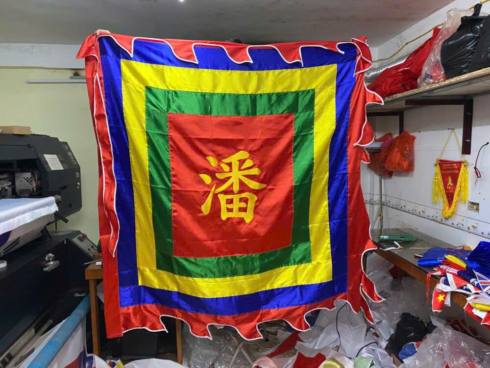 Cờ Ngũ Sắc - Cờ Thần